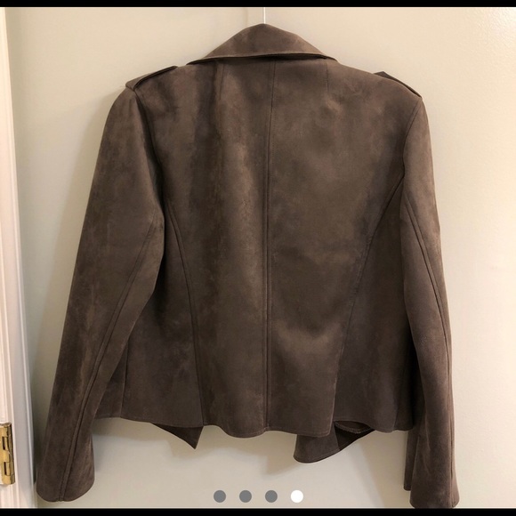 jacket - Picture 4 of 4